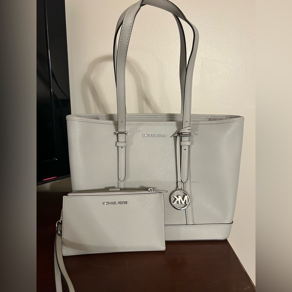 Michael Kors Soft Gray Leather Tote with matching wallet